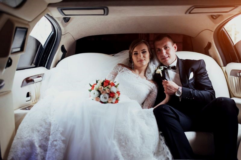 Planning Your Wedding Ride in NYC with Lux Limo Service Simple Guide